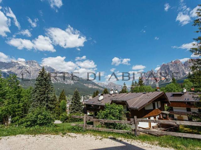 Villa Indipendente in vendita a Cortina D'ampezzo, Veneto