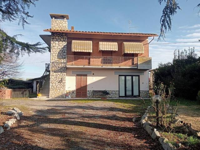 Villa Indipendente in vendita a Cortona, Toscana