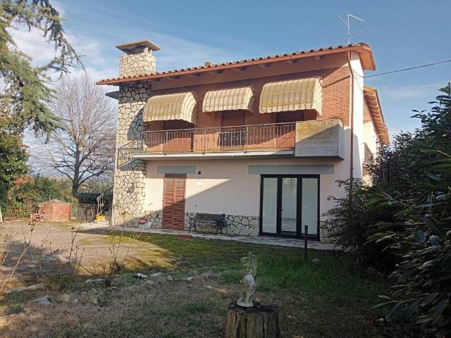 Villa Indipendente in vendita a Cortona, Toscana