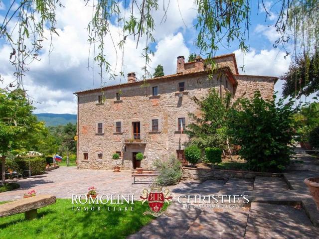 Villa Indipendente in vendita a Sant'Angelo, Cortona
