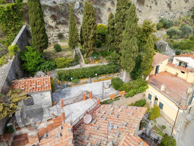 Villa Indipendente in vendita a Cortona, Toscana