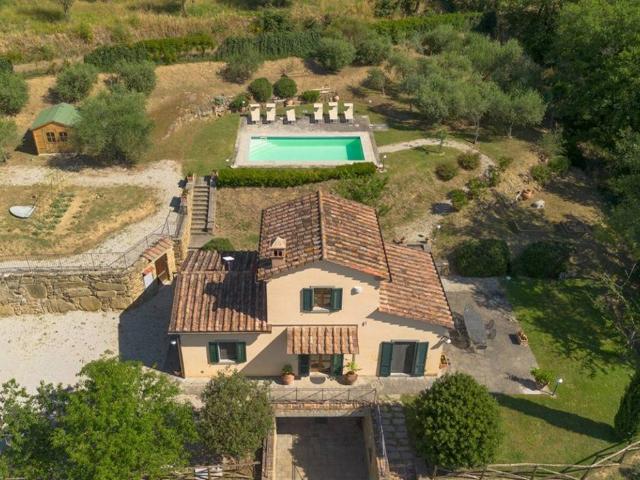 Villa Indipendente in vendita a Cortona, Toscana
