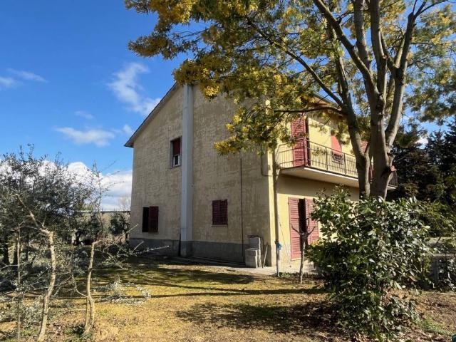 Villa Indipendente in vendita a Cortona, Toscana