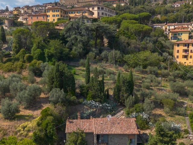 Villa Indipendente in vendita a Cortona, Toscana