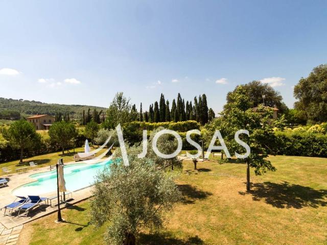 Villa Indipendente in vendita a Tavarnelle-Sant'Eusebio, Cortona