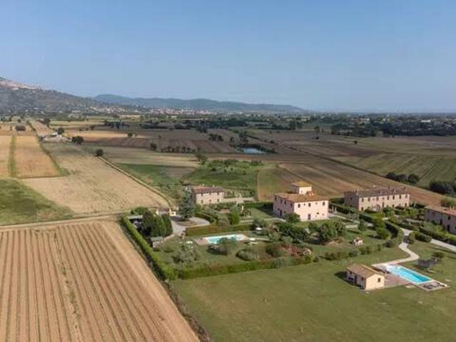 Villa Indipendente in vendita a Cortona, Toscana