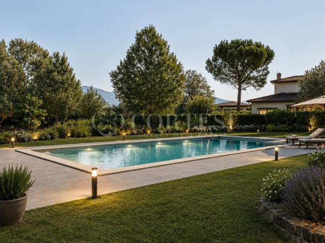 Villa Indipendente in vendita a Tavarnelle-Sant'Eusebio, Cortona