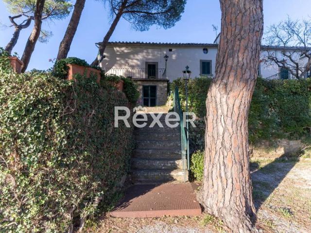 Villa Indipendente in vendita a Tavarnelle-Sant'Eusebio, Cortona