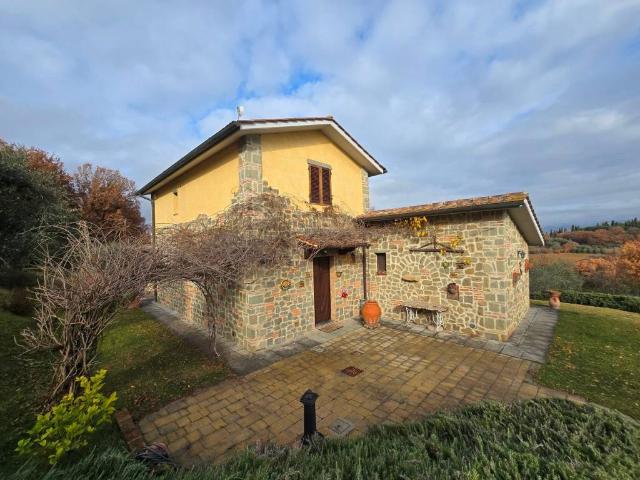 Villa Indipendente in vendita a Cortona, Toscana