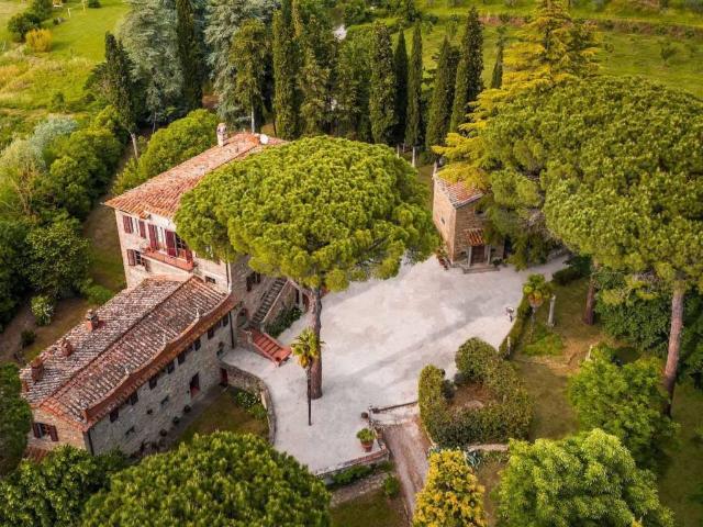 Villa Indipendente in vendita a Cortona, Toscana