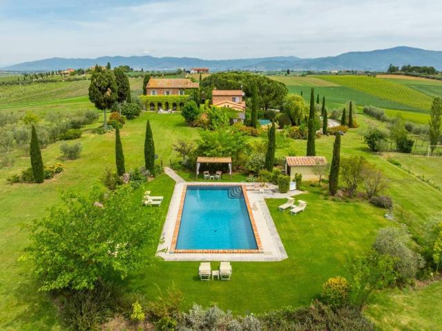 Villa Indipendente in vendita a Cortona, Toscana