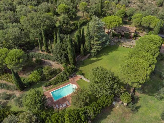 Villa Indipendente in vendita a Cortona, Toscana