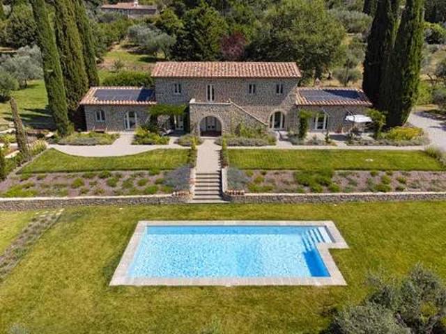 Villa Indipendente in vendita a Sant'Angelo, Cortona