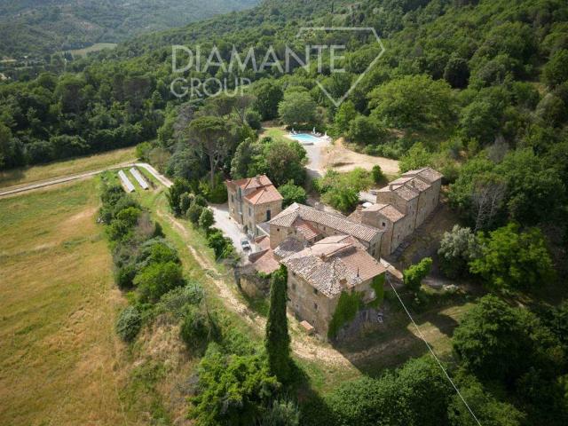 Villa Indipendente in vendita a Cortona, Toscana