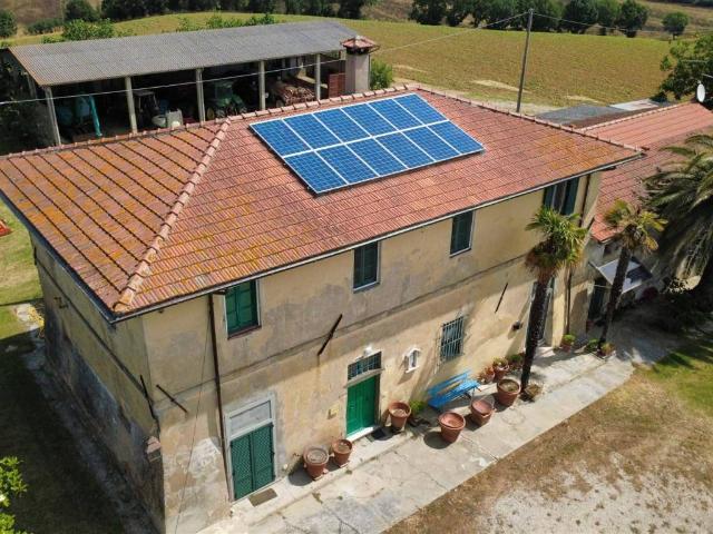 Villa Indipendente in vendita a Montecchio, Cortona