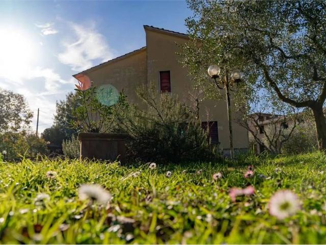 Villa Indipendente in vendita a Cortona, Toscana