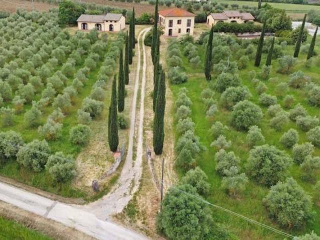 Villa Indipendente in vendita a Cortona, Toscana