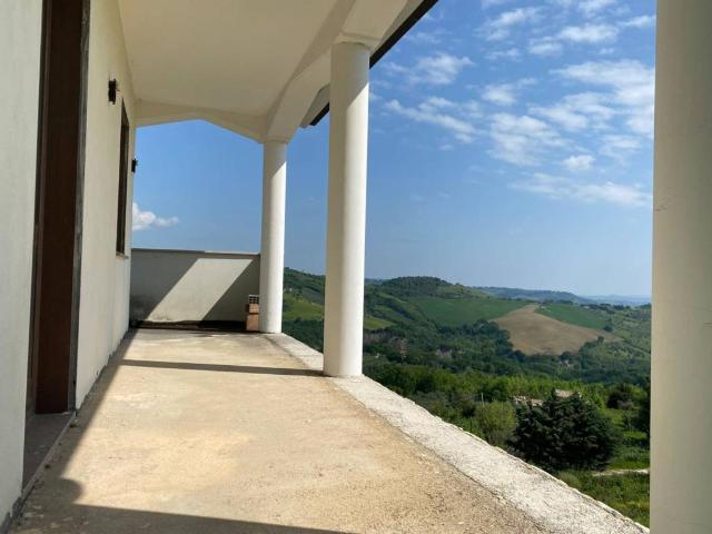 Villa Indipendente in vendita a Corvara, Abruzzo