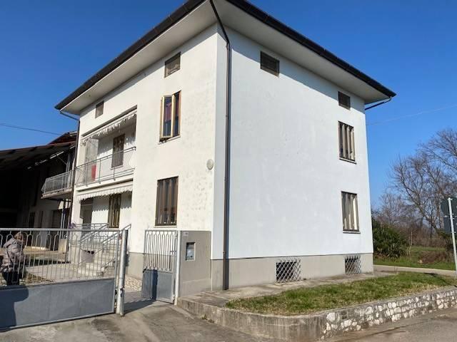Villa Indipendente in vendita a Coseano, Friuli-Venezia Giulia