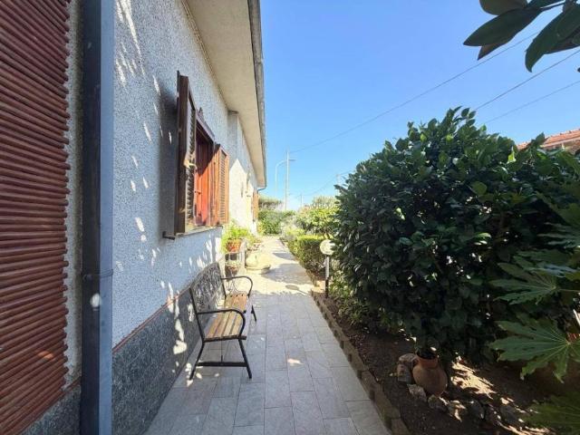 Villa Indipendente in vendita a Calabria, Cosenza