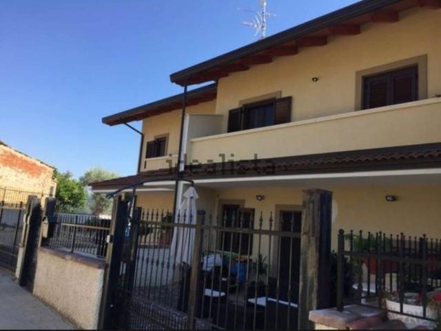 Villa Indipendente in vendita a Calabria, Cosenza