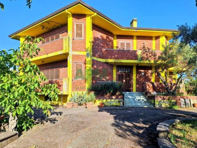 Villa Indipendente in vendita a Bivio Donnici, Calabria