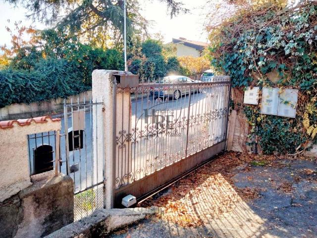 Villa Indipendente in vendita a Città 2000, Calabria