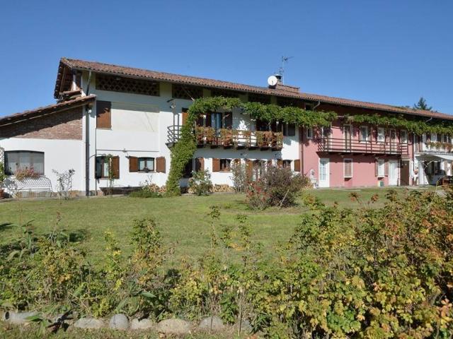 Villa Indipendente in vendita a Piemonte, Biella