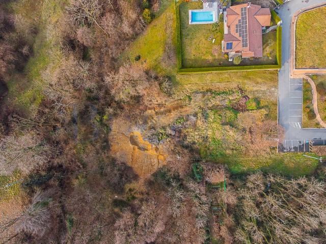 Villa Indipendente in vendita a Lavino, Piemonte