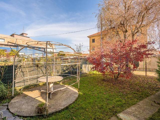 Villa Indipendente in vendita a Lorazzo, Piemonte