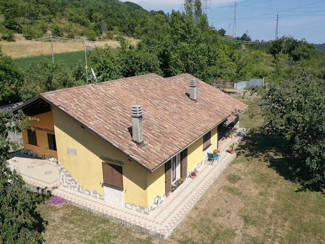 Villa Indipendente in vendita a Cosseria, Liguria
