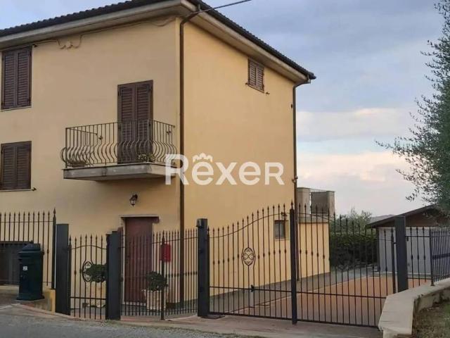 Villa Indipendente in vendita a Trivio, Marche
