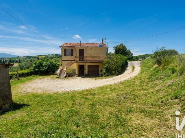 Villa Indipendente in vendita a Trivio, Marche