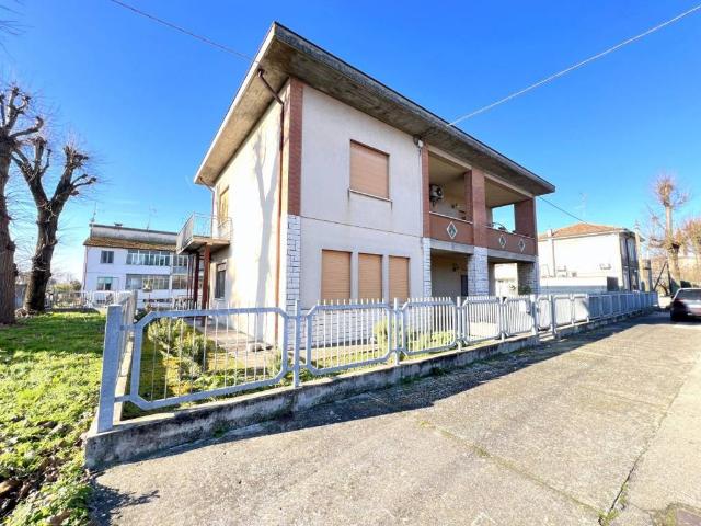 Villa Indipendente in vendita a Costa Di Rovigo, Veneto