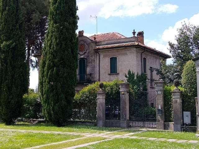 Villa Indipendente in vendita a Costa Masnaga, Lombardia