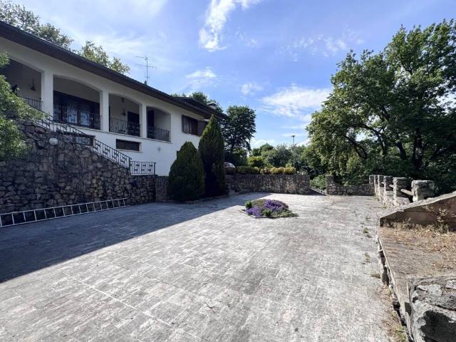 Villa Indipendente in vendita a Pignare, Costabissara