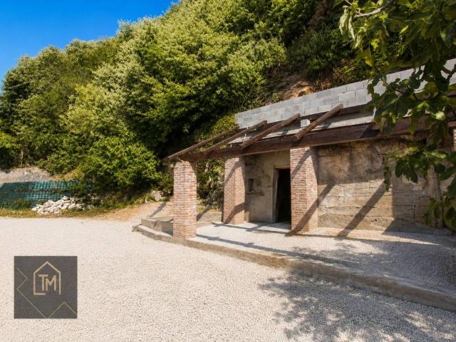 Villa Indipendente in vendita a Pignare, Costabissara