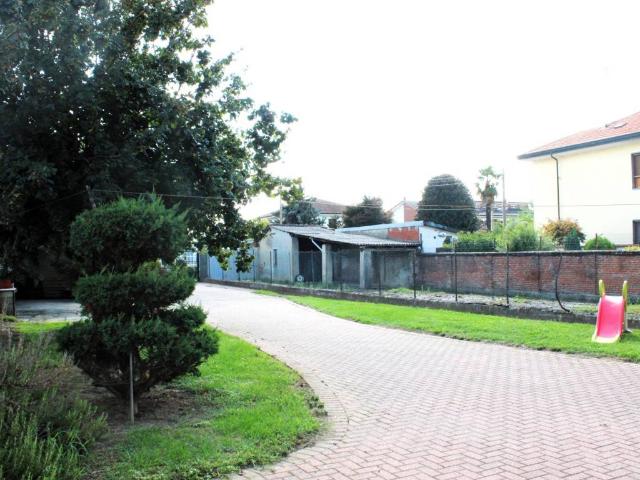 Villa Indipendente in vendita a Piemonte, Vercelli
