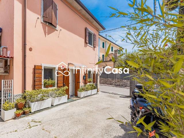 Villa Indipendente in vendita a Castion Veronese, Costermano