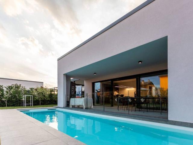 Villa Indipendente in vendita a Costermano, Verona