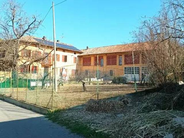 Villa Indipendente in vendita a Piemonte, Asti