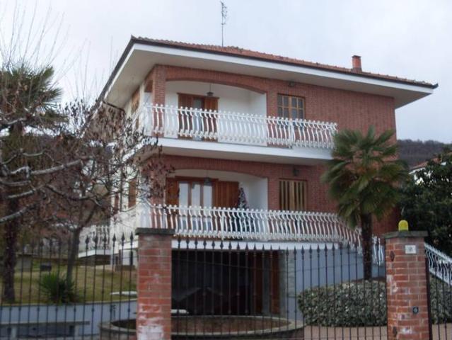 Villa Indipendente in vendita a Piemonte, Cuneo