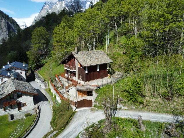 Villa Indipendente in vendita a La Palud, Courmayeur