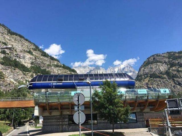 Villa Indipendente in vendita a Courmayeur