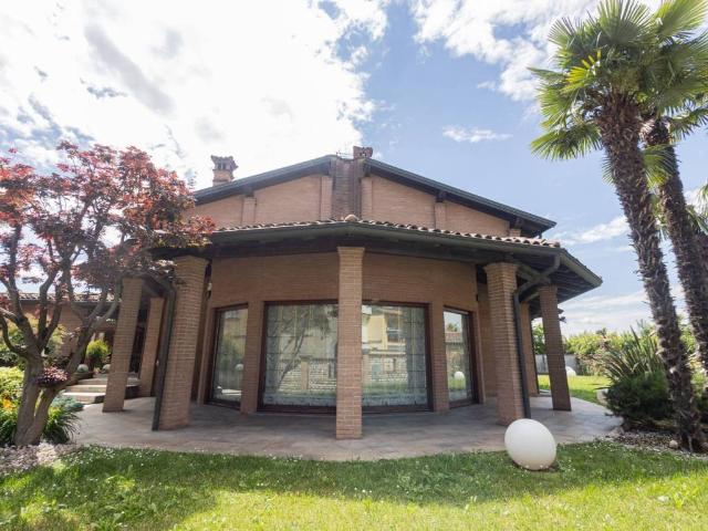 Villa Indipendente in vendita a Covo, Lombardia
