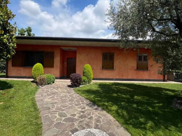 Villa Indipendente in vendita a Covo, Lombardia