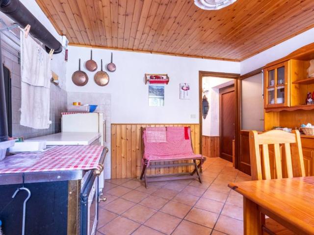 Villa Indipendente in vendita a Giavinali, Cravagliana