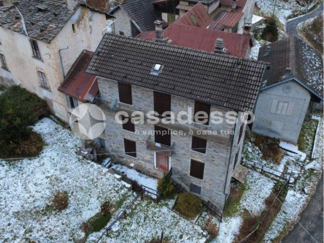 Villa Indipendente in vendita a Piemonte, Vercelli