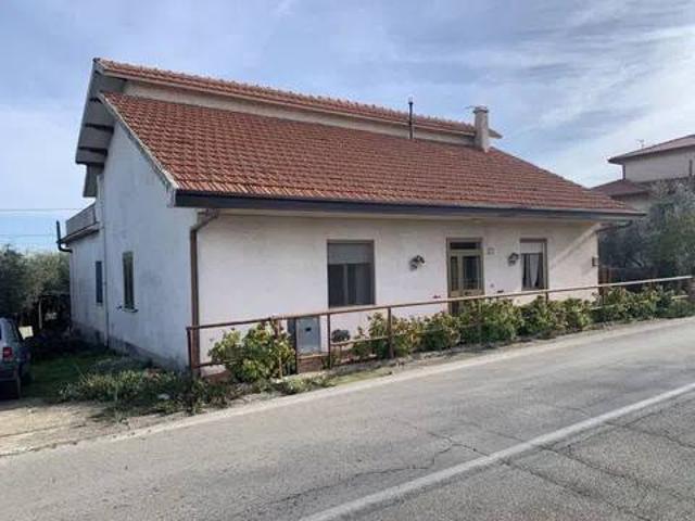 Villa Indipendente in vendita a Crecchio, Abruzzo