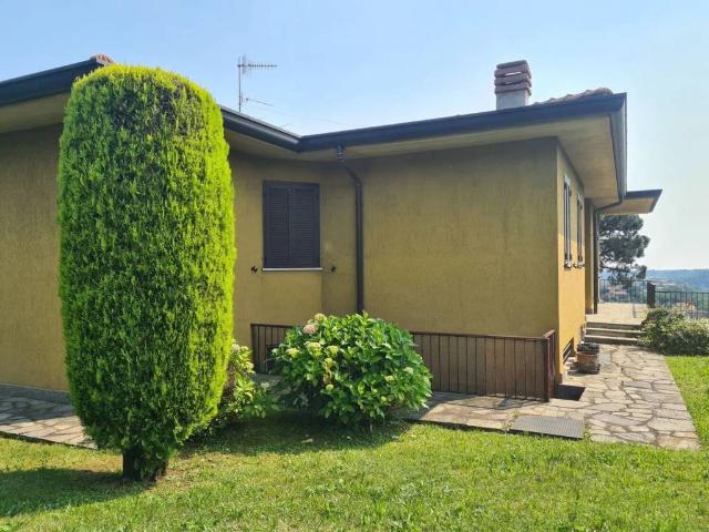 Villa Indipendente in vendita a Credaro, Lombardia
